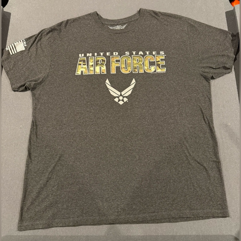 7.62 Design US Air Force Logo in Camo Shirt 2XL